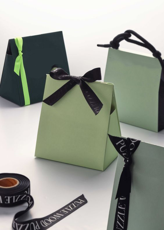 luxury paper bag with ribbon wholesale.jpg