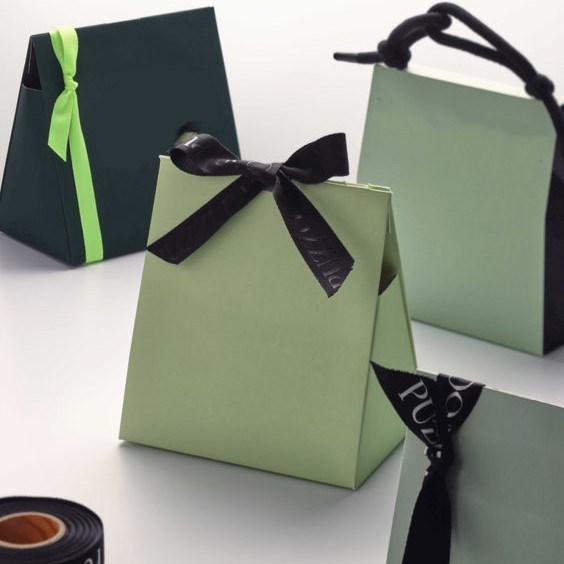 luxury paper bag with ribbon wholesale.jpg